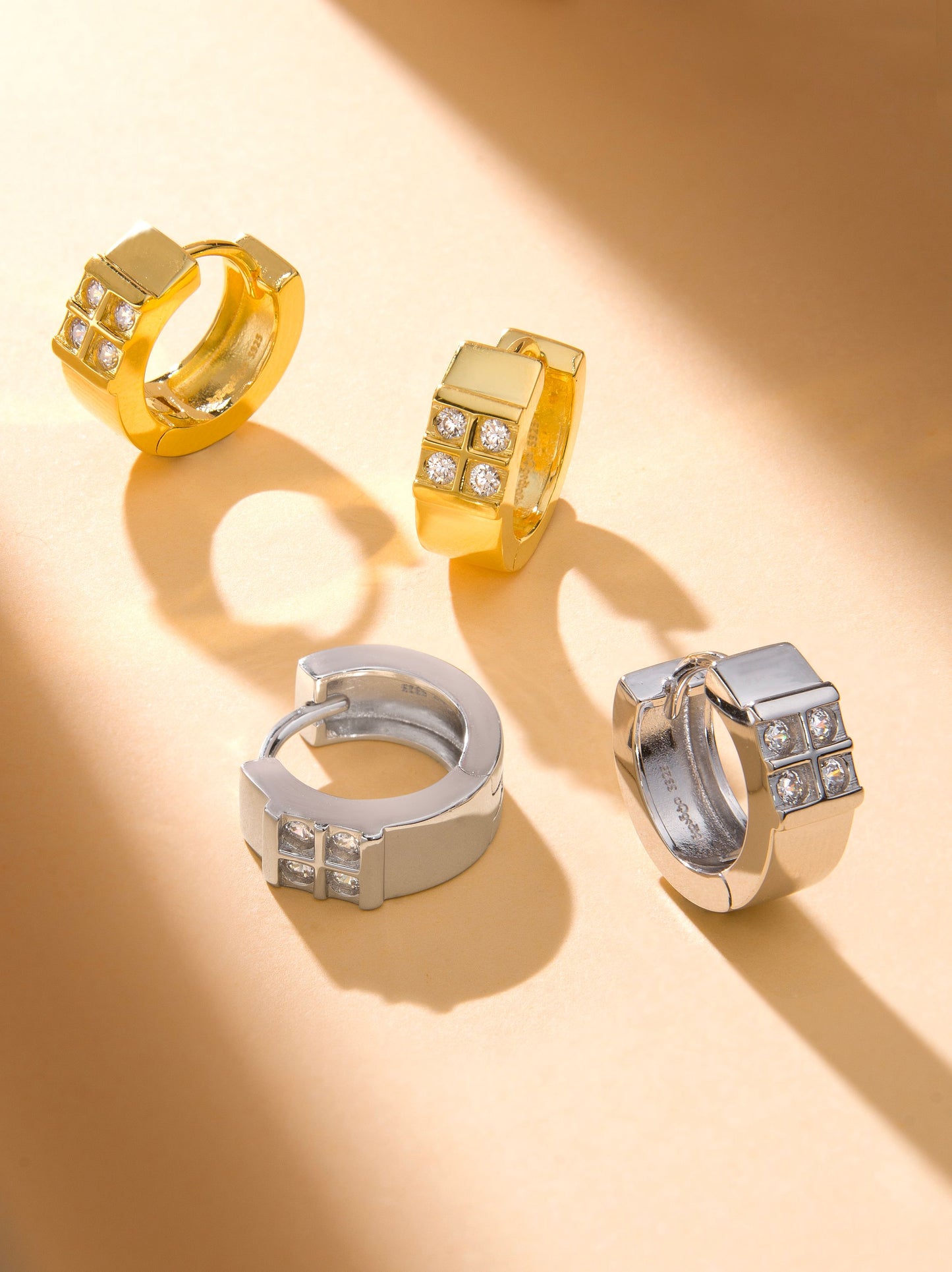 ვერცხლის  საყურე