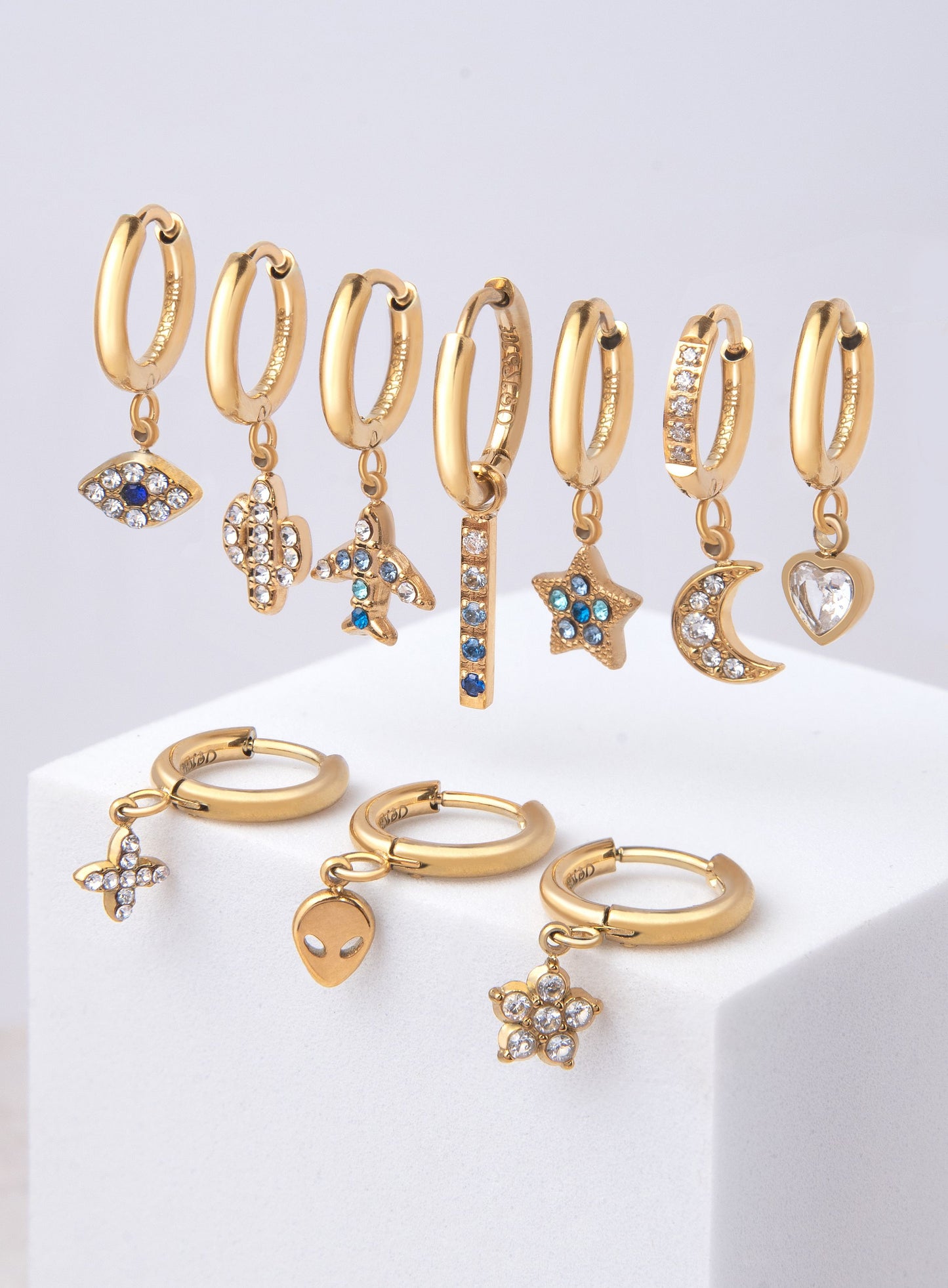 Women's earring