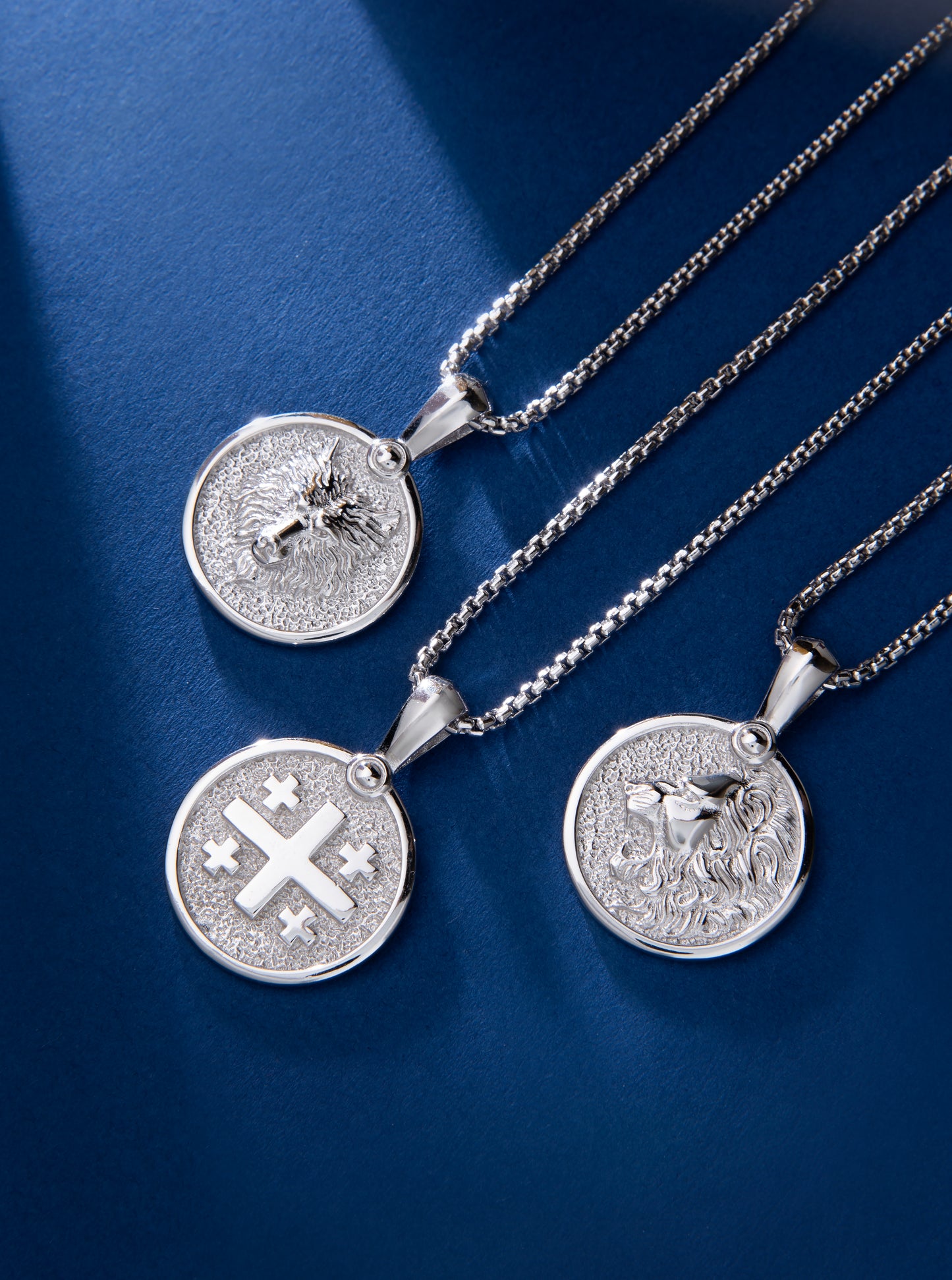 silver necklace 